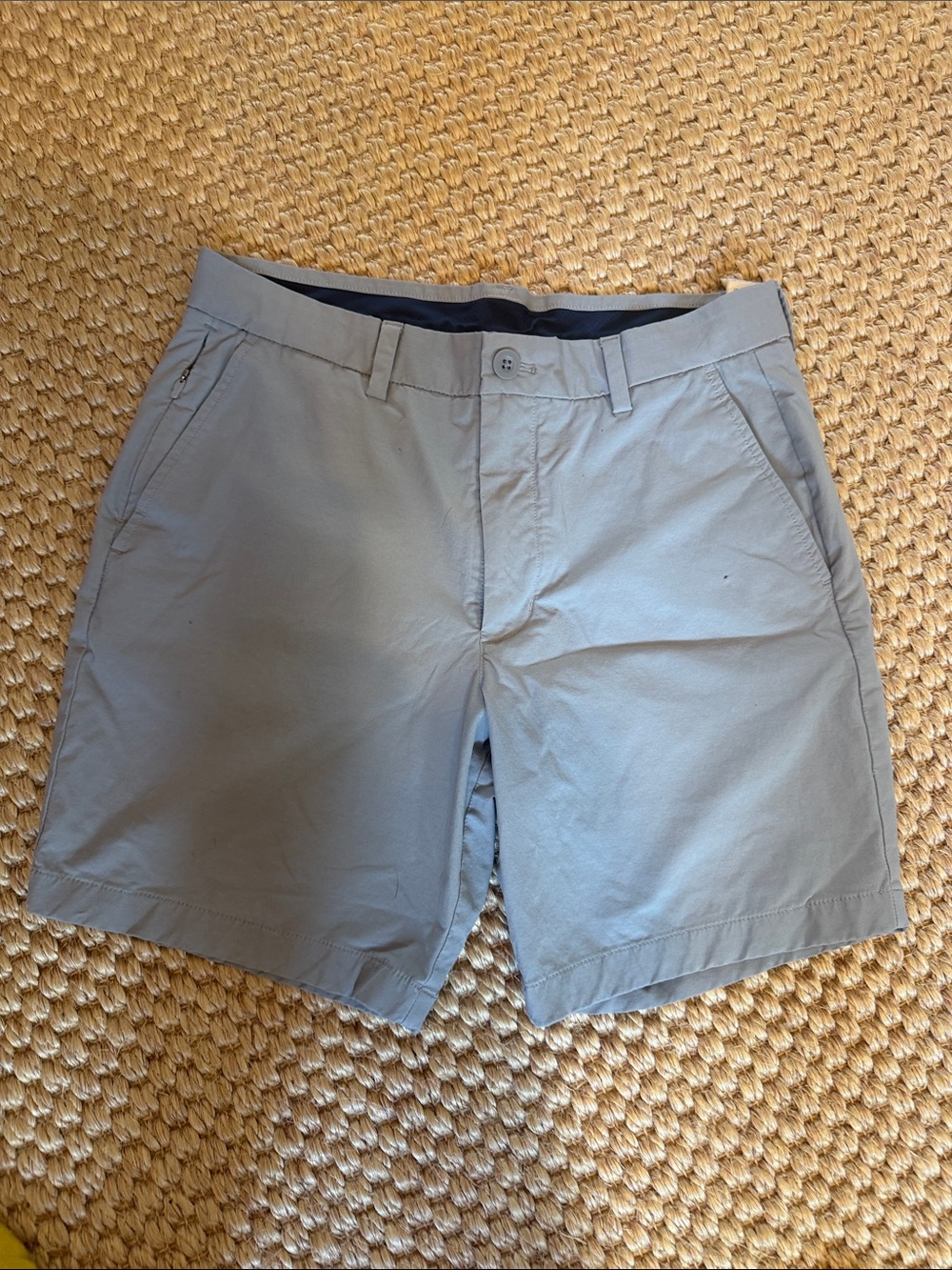 Vineyard Vines Men's Light Gray Hybrid golf performance Shorts